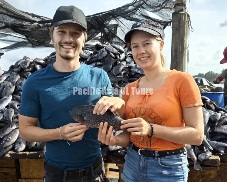 visit negombo fish market
